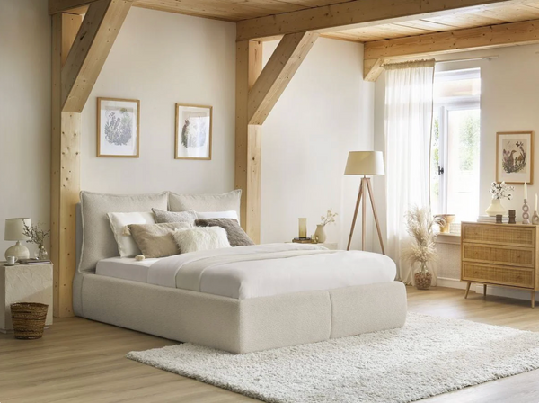 GARANCE Lit coffre avec tête de lit effet oreiller tissu bouclette